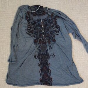 Gray Long Sleeve Top with Embroidered Design